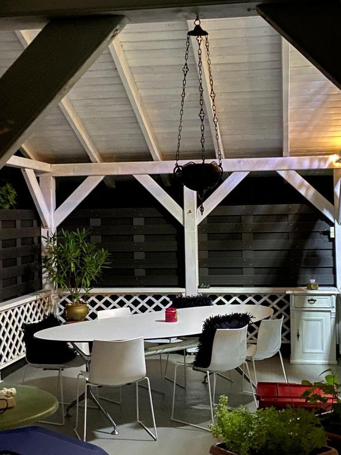 Tavirozsa Apartment Balatonfůzfő Екстериор снимка
