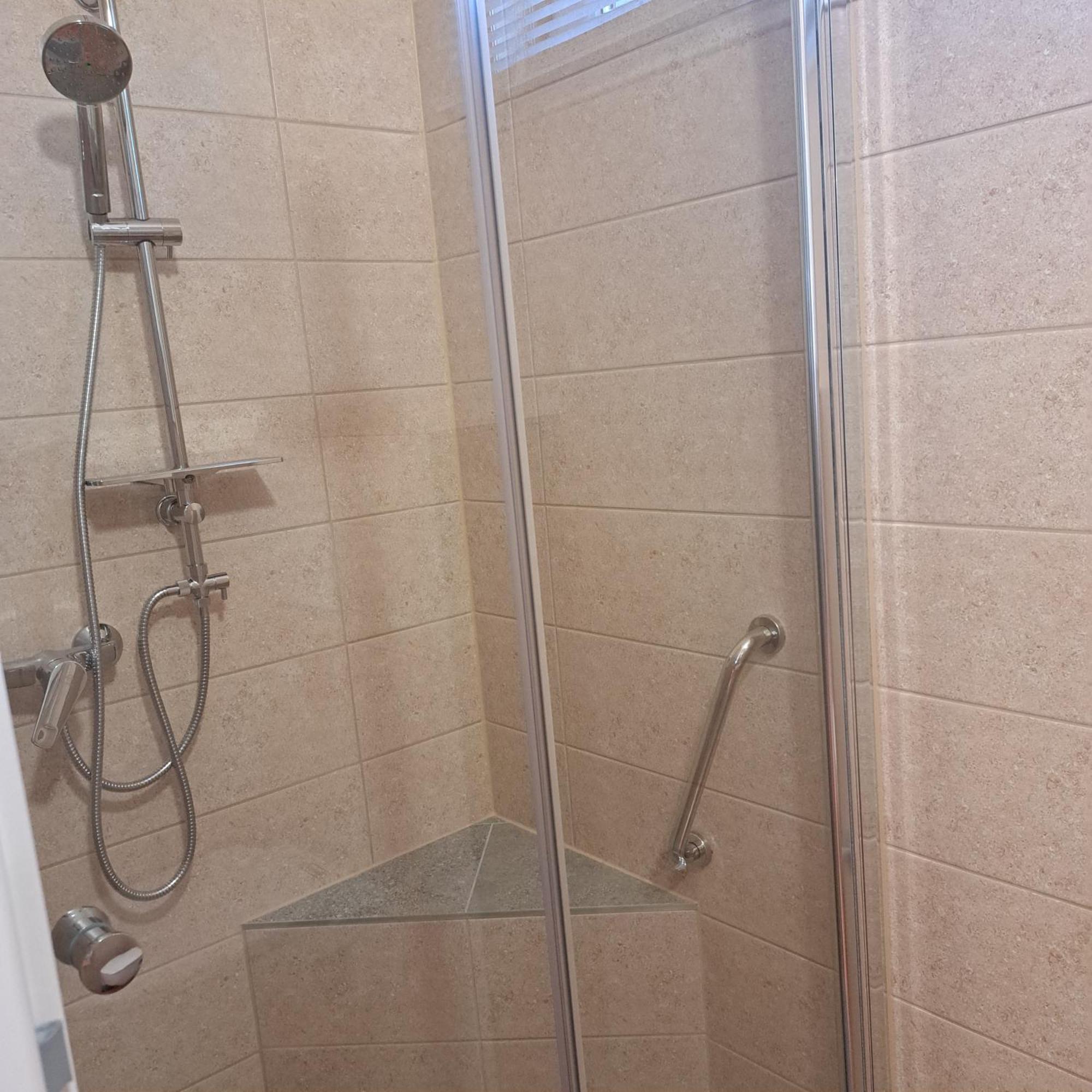 Tavirozsa Apartment Balatonfůzfő Екстериор снимка